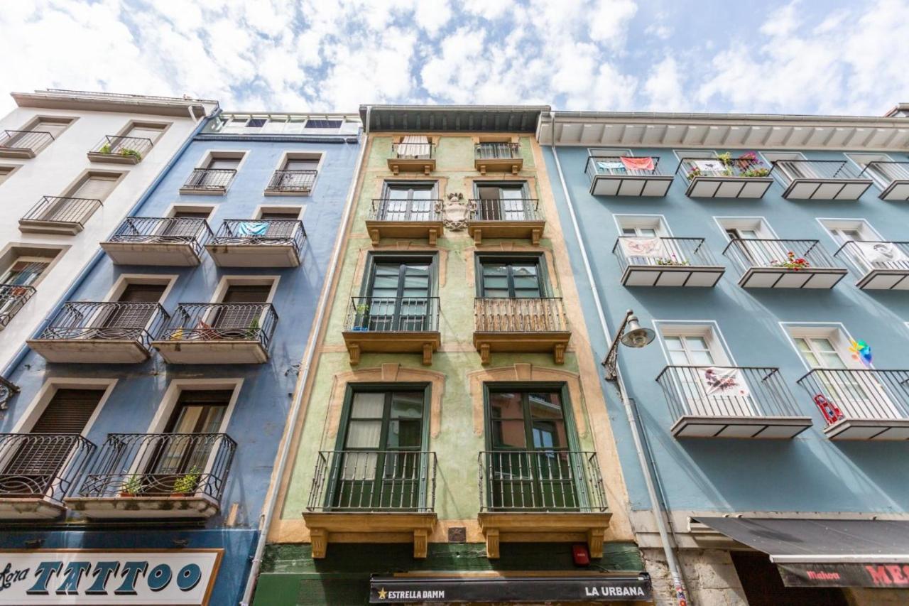 Trampantojo Apartamento En El Corazon De Pamplona Kültér fotó