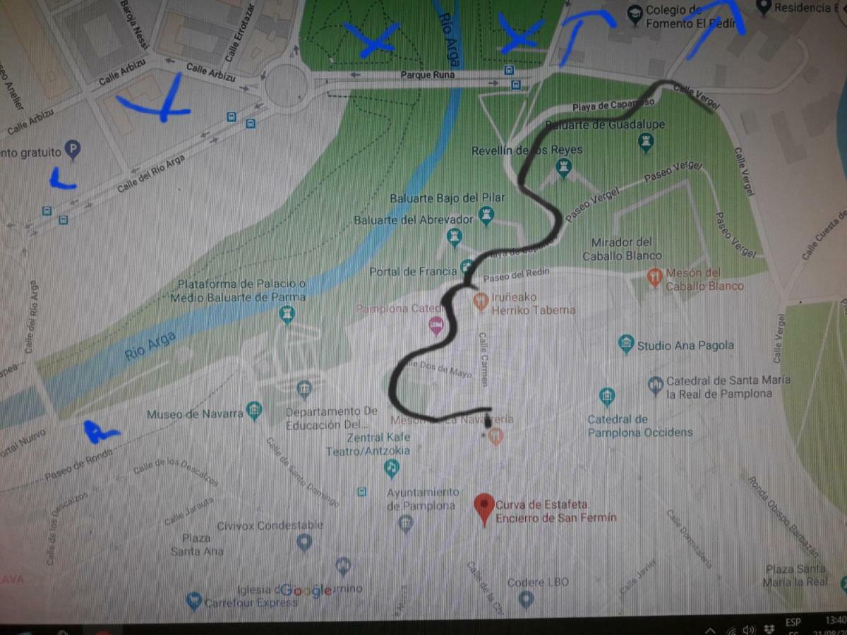 Trampantojo Apartamento En El Corazon De Pamplona Kültér fotó